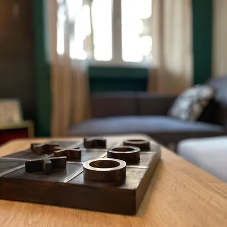 Hey Hey Hey Hey Bucarest