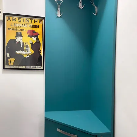 Hey Hey Hey Hey Bucarest