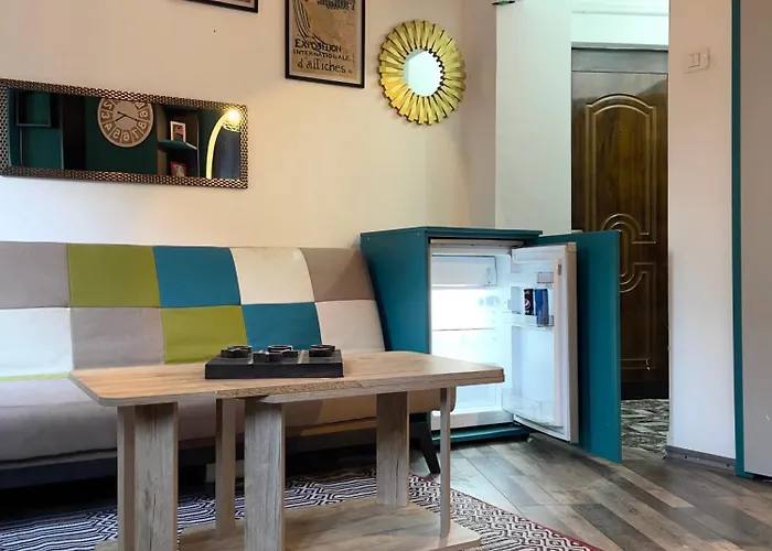 Apartment Hey Hey Hey Hey *